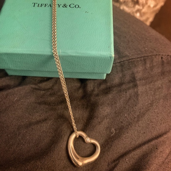 Elsa Peretti Open Heart Sterling Silver Necklace - Picture 1 of 1